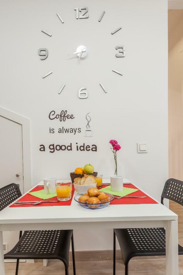 Centro, 3bd Y 2ba, 1min Catedral, Duplex De Lujo Apartment Sevilla